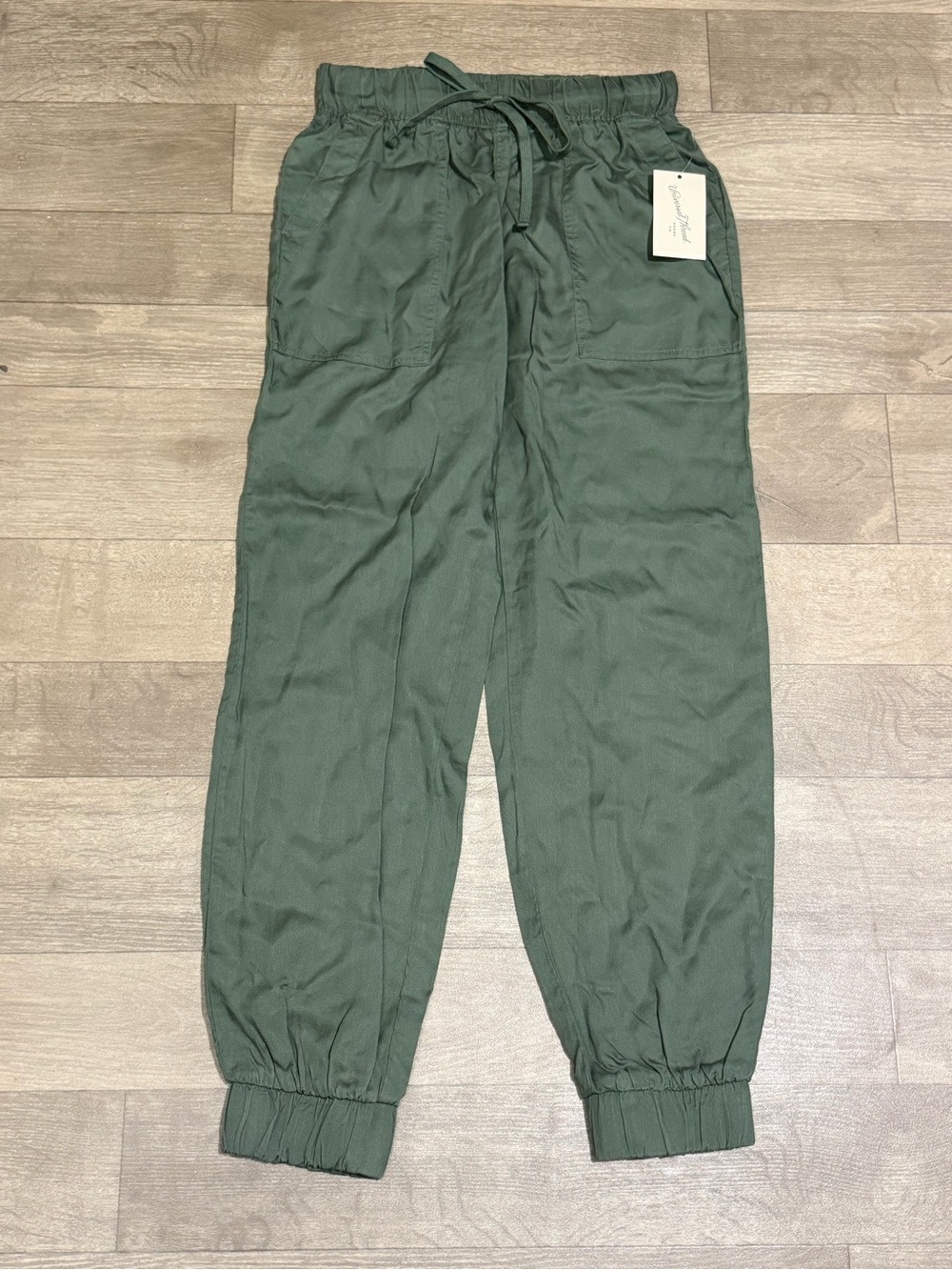 Universal Thread Women's High-Rise Joggers Olive Green Size XS - Picture 2 of 12